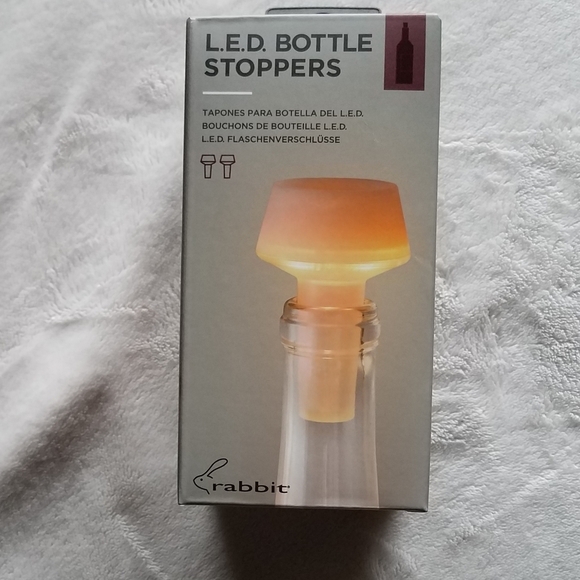 L.E.D. Bottle Stoppers by Rabbit  Rare! - Picture 5 of 9